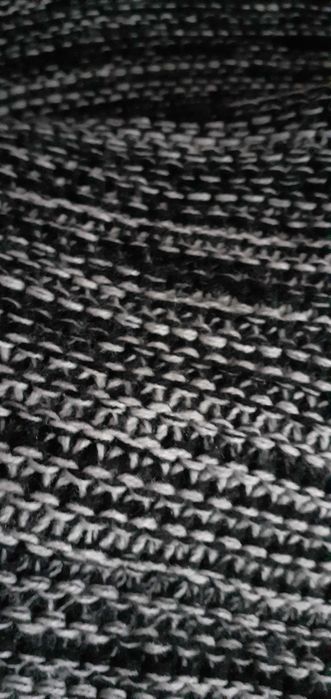 NARZUTKA sweter wdzianko