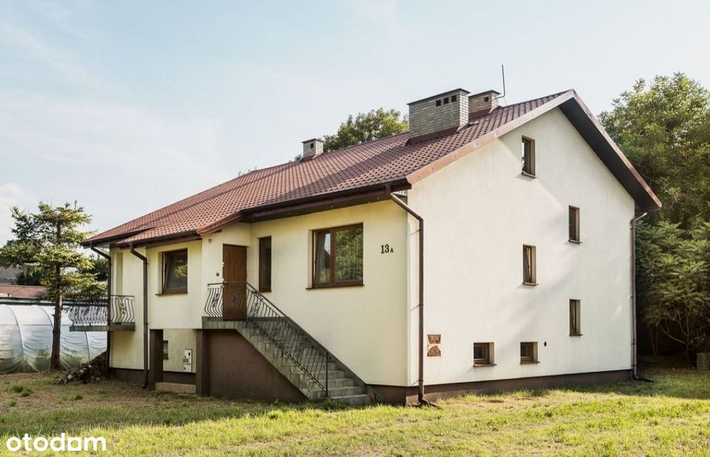 Przestronny Dom Z Warsztatem I Ogromnym Potencjałem