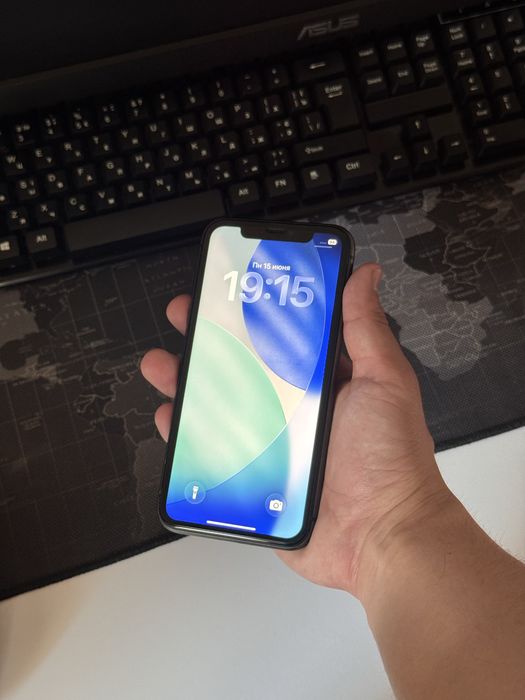 iPhone 11 64 gb чорний (ІДЕАЛ + neverlock)