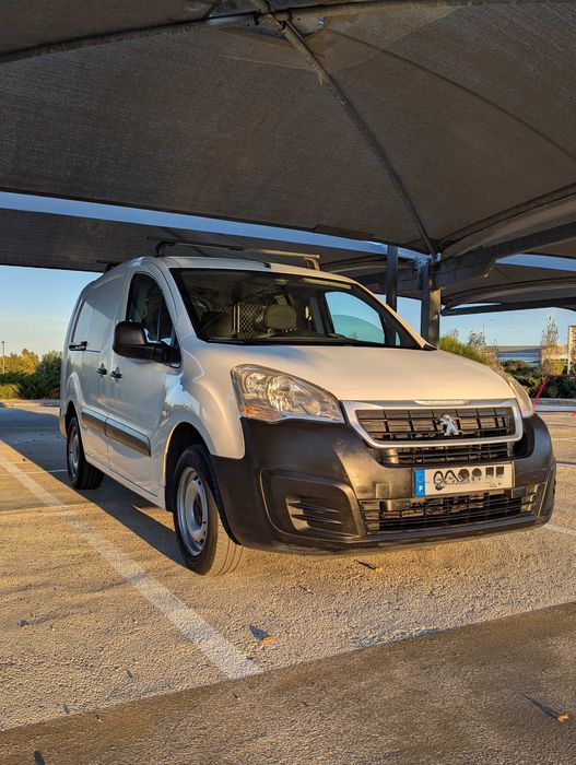 Peugeot Partner 1.6 BlueHDi - Longa - 3 lugares