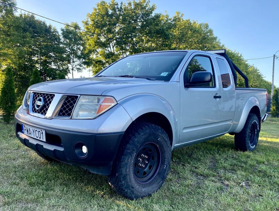 Nissan Frontier Polecam