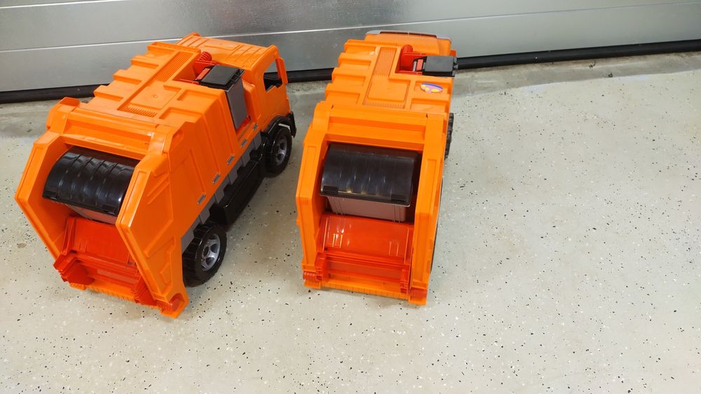 Śmieciarki zabawki duże