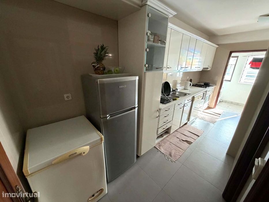 QUARTO INDIVIDUAL 250€ + 50€ Despesas
