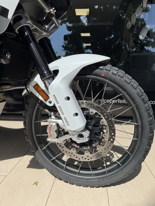 Ducati Desertx muitos extras