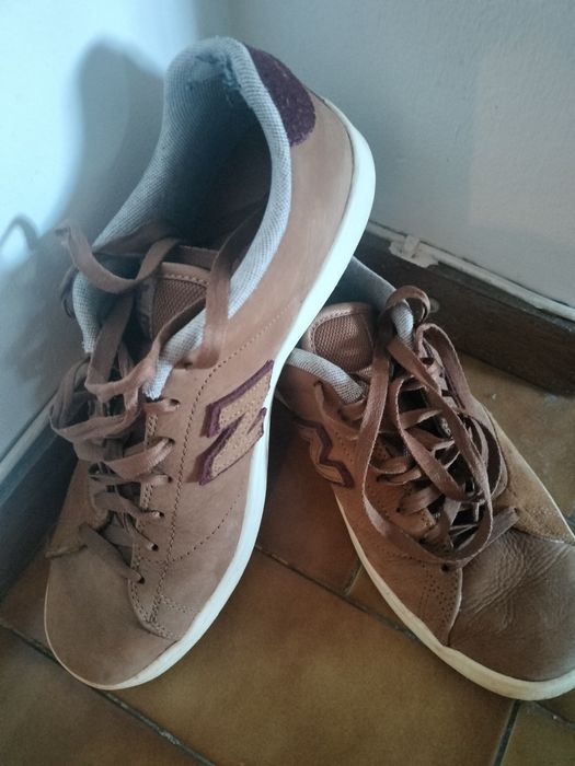 Sapatilhas New Balance 505 castanhas - usadas !