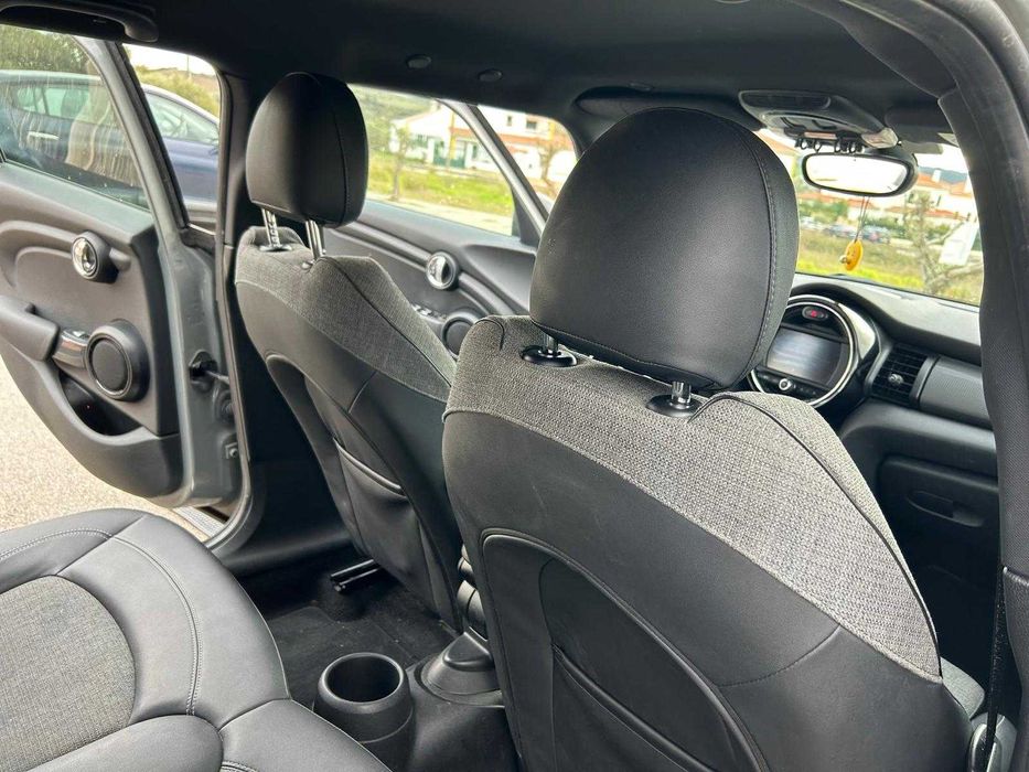 Mini Cooper D 1.5 116 cv 2016