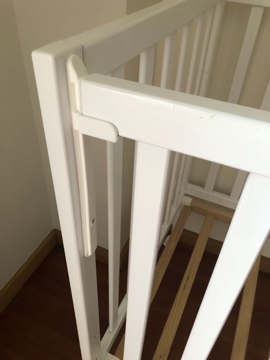 Cama berço grades e colchão como novos