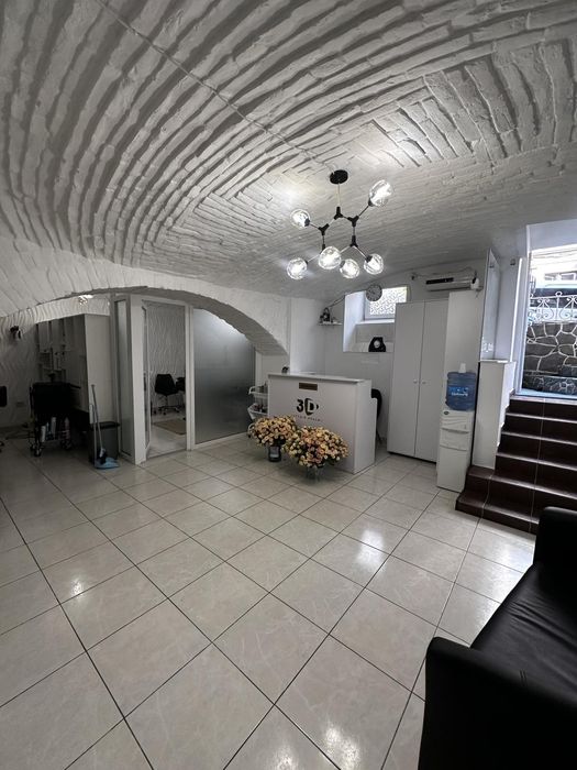 Продам салон краси в центрі міста
