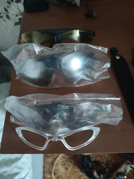 Продам очки тактические новые