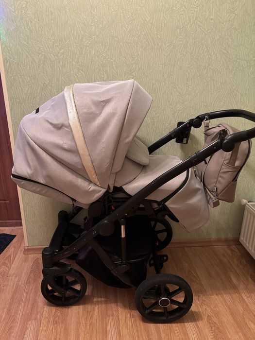 Продам коляску 2в1 BEXA IDEAL LIMITED - LE101