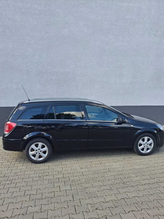 Opel Astra 1.9 diesel 100KM niski przebieg