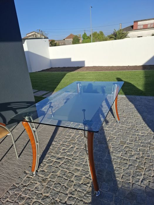 Conjunto mesa + 6 cadeiras