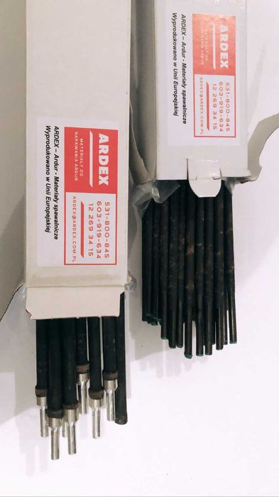 Twarde elektrody do napawania lemiesz ładowarka JCB CAT Komatsu Bobcat