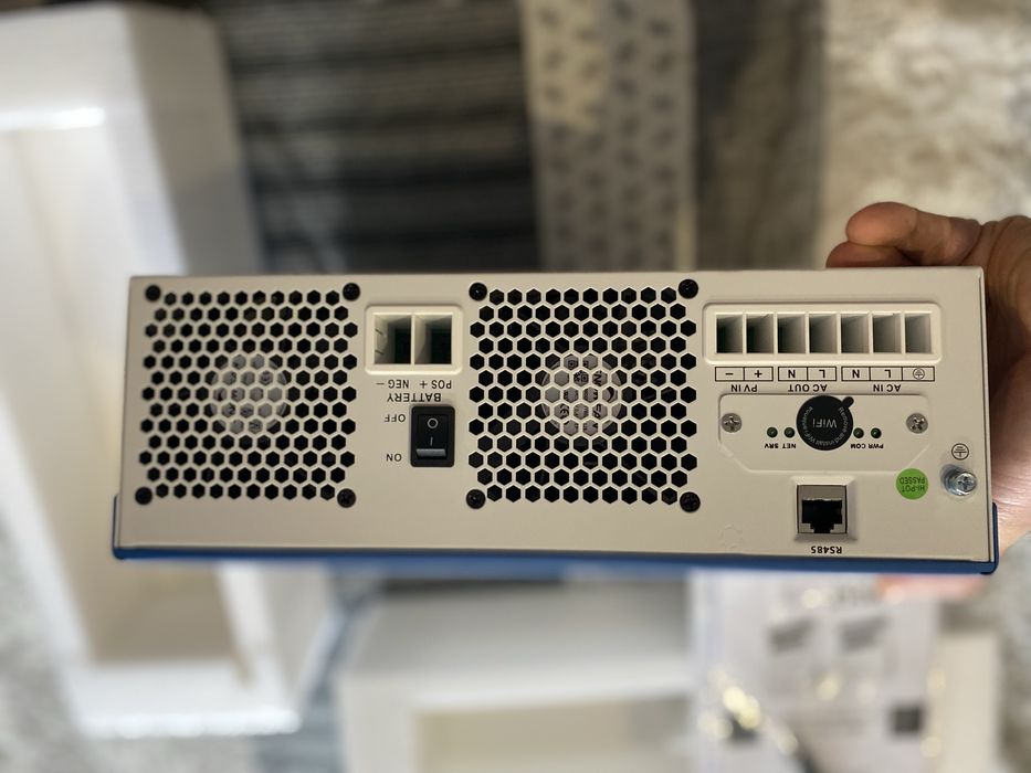 Інвертор  Volt Polska SINUS PRO ULTRA PLUS 7000 (24V) – 3.5 кВт