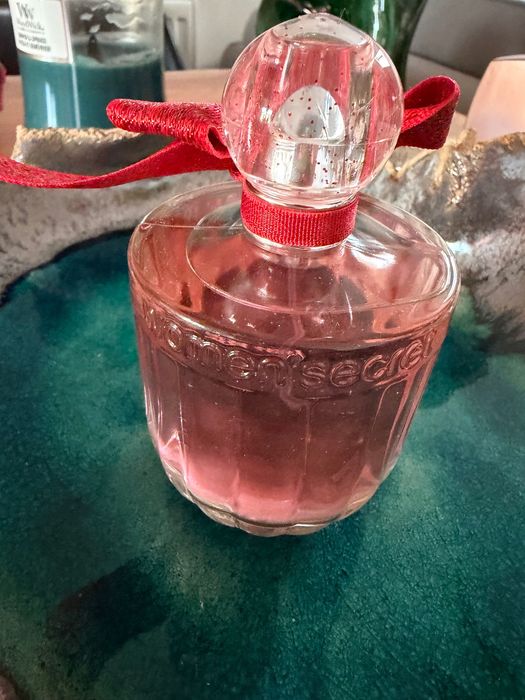 Piękna woda perfumowana Women Secret Rouge Seduction
