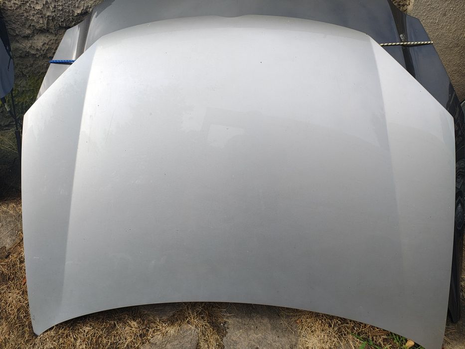 Maska przednia VW golf 5 ,Jetta lakier LA7W