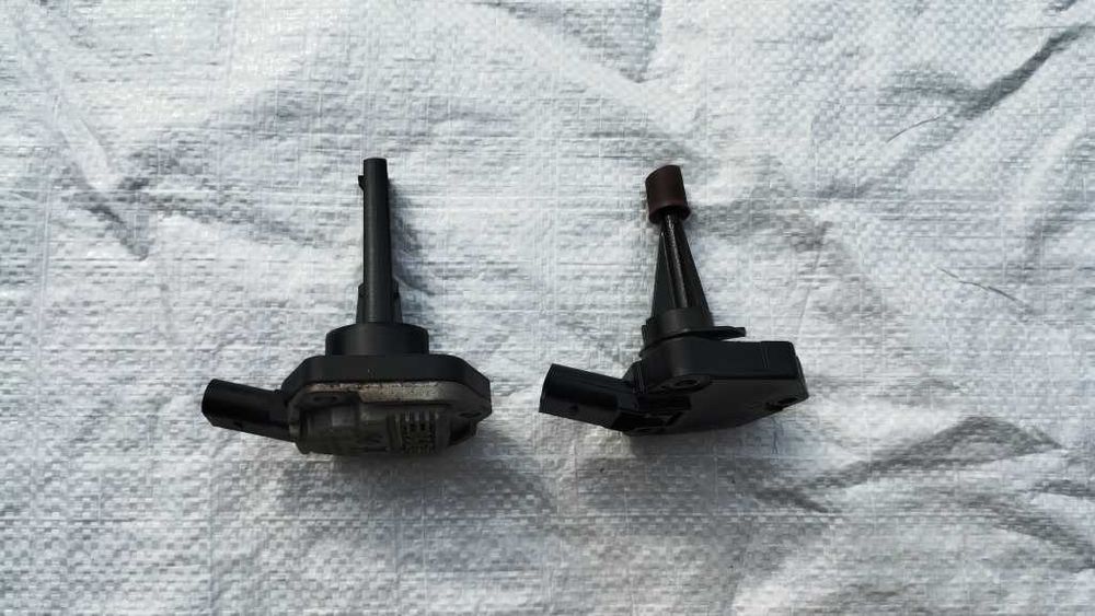 Датчик рівня масла Volkswagen Touareg / Audi Q7 06E907680 03C907660S