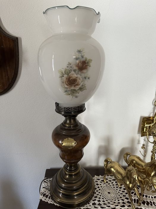 Conjunto de candeeiros antigos