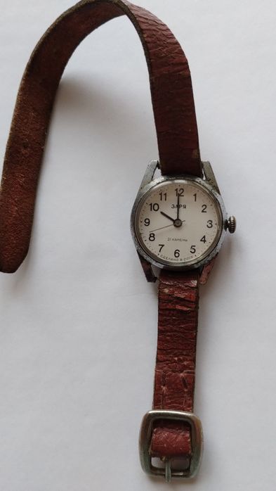 Годинник "Заря" механічний 21 камінь