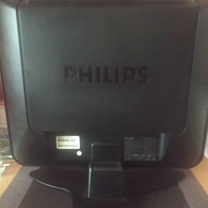 Монитор PHILIPS !!!
