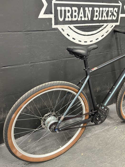 Nowy rower miejski Cube Hyde PRO Pasek Shimano Alfine 8 Aluminium Unisex 52 cm Urban Bikes