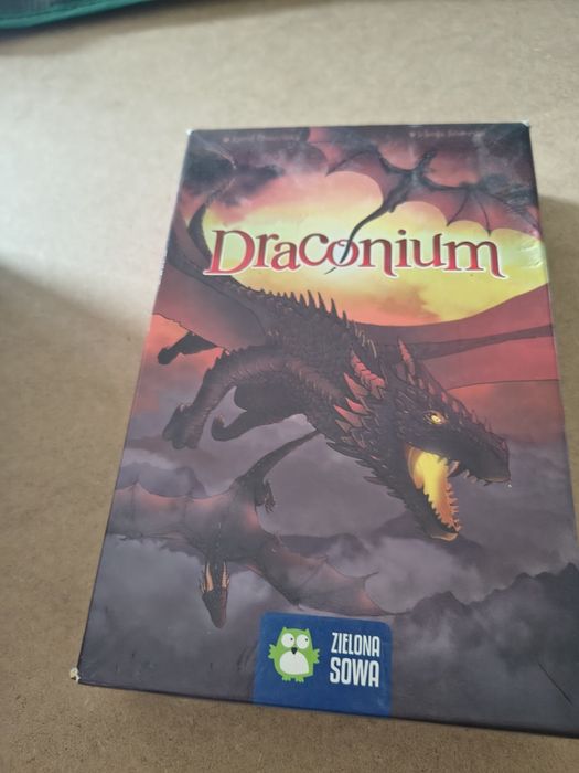 Draconium gra karciana.