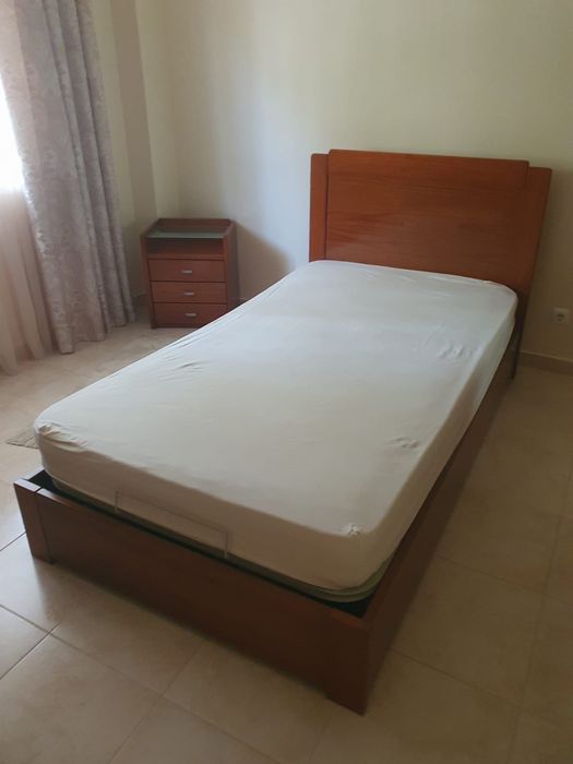 Mobília quarto/escritório — conjunto completo a bom preço