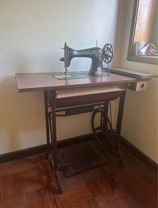 Máquina de costura SINGER