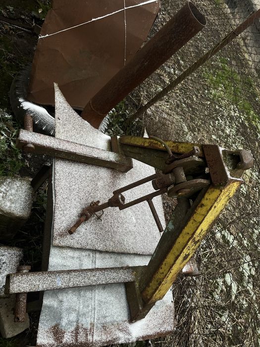 Продам трактор т-16 з причіпом