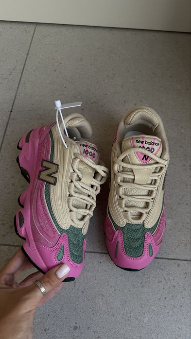 New Balance 1000 Real Pink Sandstone