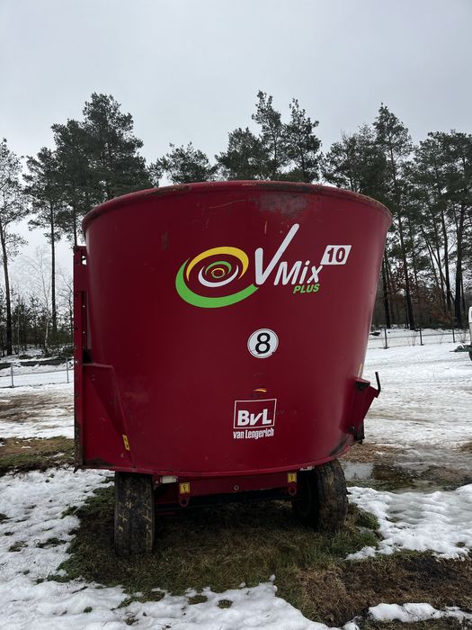 Paszowóz BVL V-Mix Plus 10m3
