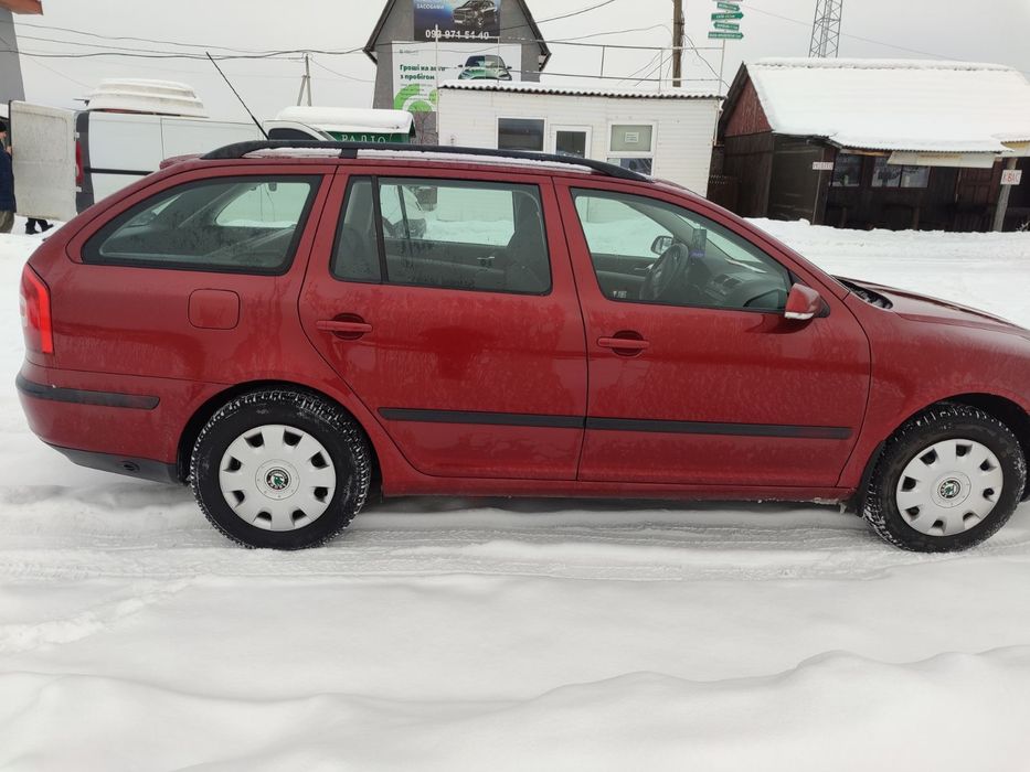 Шкода Октавія А-5.1.6-газ бензин.