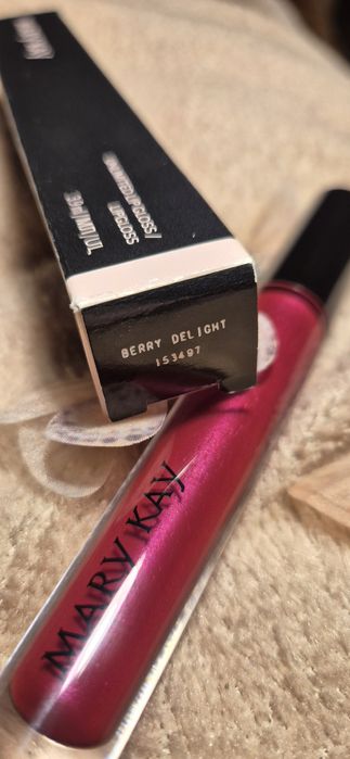 Błyszczyk Mary Kay Berry Delight po exp