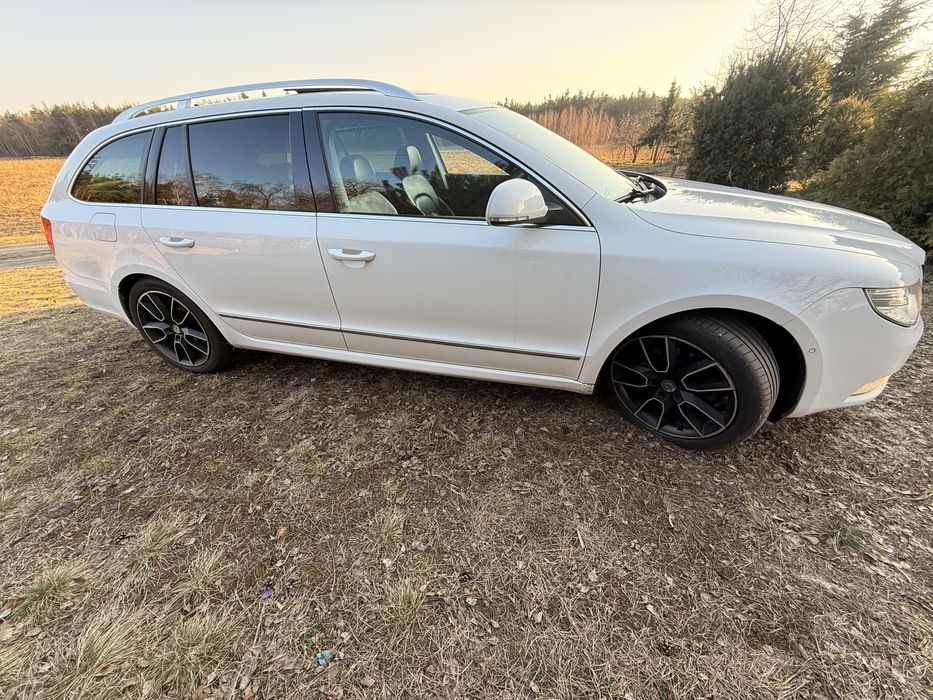 Skoda Superb 2.0 tdi 140km DSG