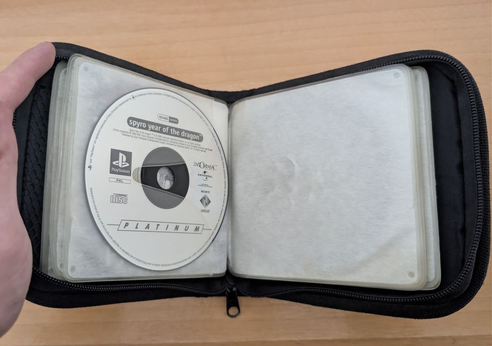 Bolsa oficial PlayStation porta CDs