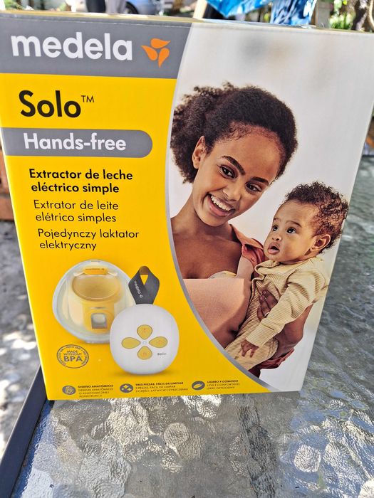Vendo bomba tira-leite elétrica Medela Solo Hands-free em excelente estado, praticamente nova.