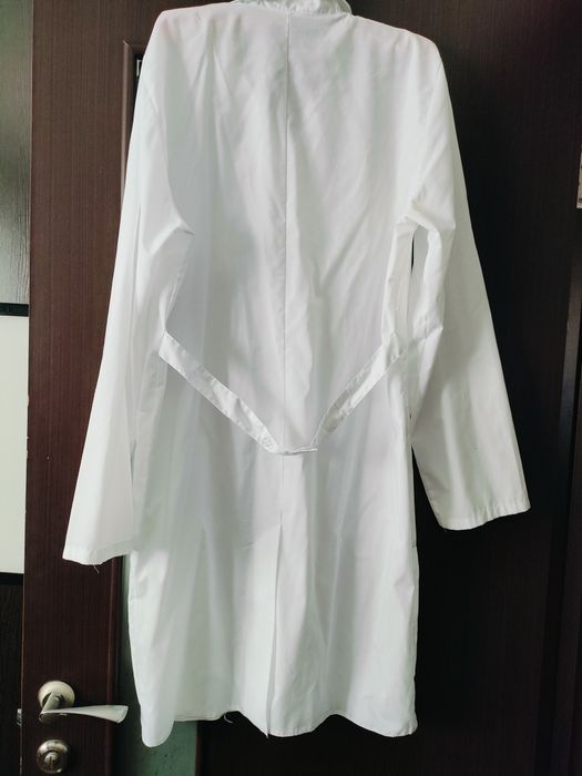 Медицинский халат и шапочки, читаем содержание