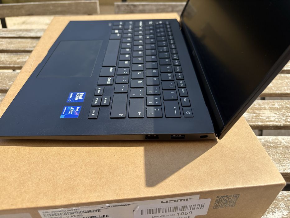 LG Gram 14Z90S | intel core Ultra 7 | 16gb Ram | 512gb