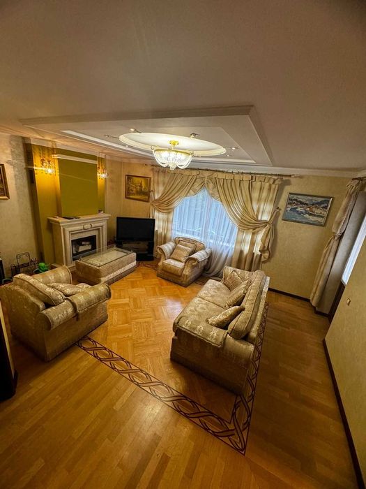 Оренда будинку подобово Соф Борщагівка для компаній