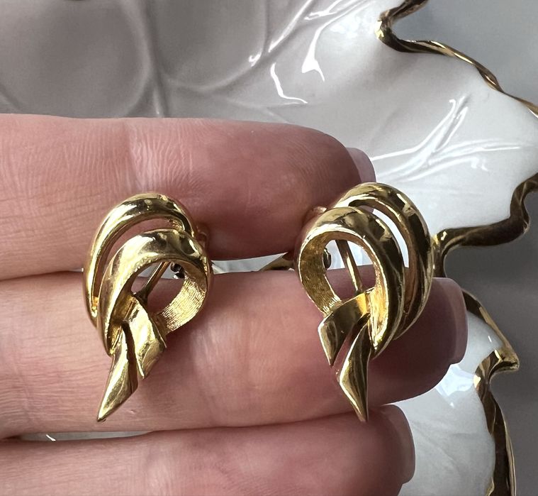 Przepiękne klipsy Crown Trifari