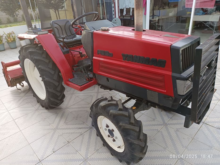 Trator Yanmar F 22