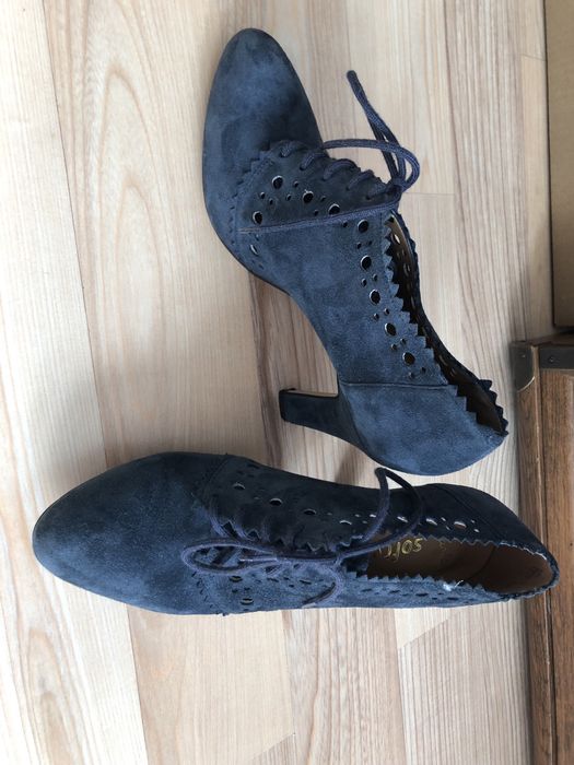 Botki clarks na obcasie