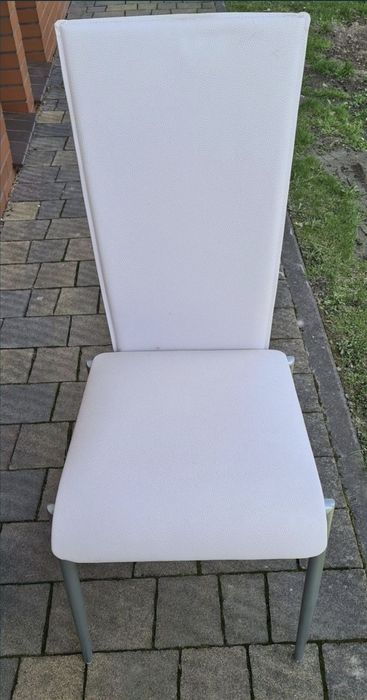 Komplet z białej ekoskóry