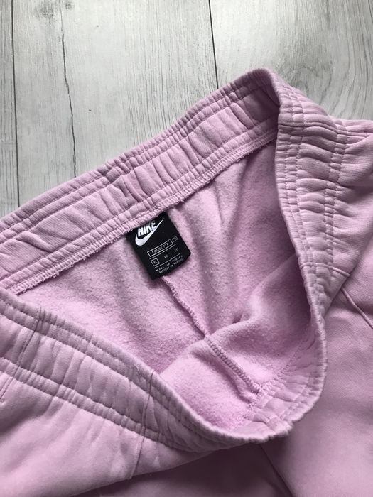 Спортивні штани Nike