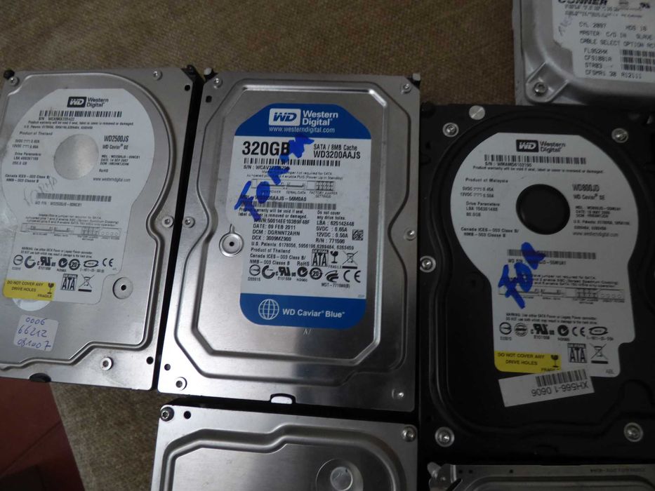 Several HDDs Ranging from 80 to 500 GB64741315141634124