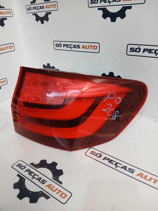 FAROLIM DIREITO PRETA BMW F11 520D 2.0D ANO: 2012