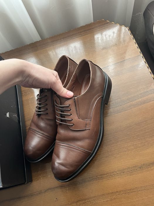 Чоловіче шкіряне взуття