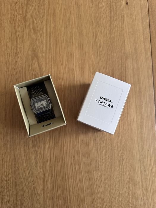 Relógio Casio Vintage (Prateado)