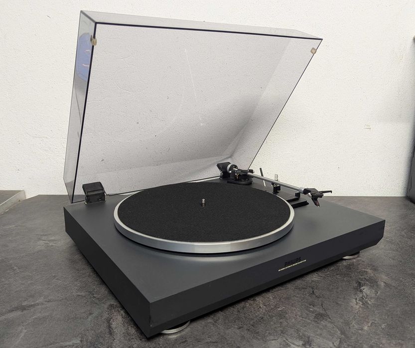 Програвач платівок Philips FP 930. Ortofon.