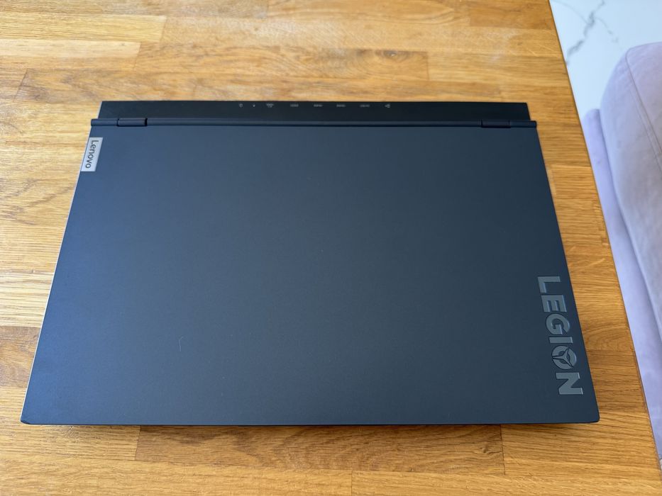 Ноутбук Legion 5 15ACH6 R7